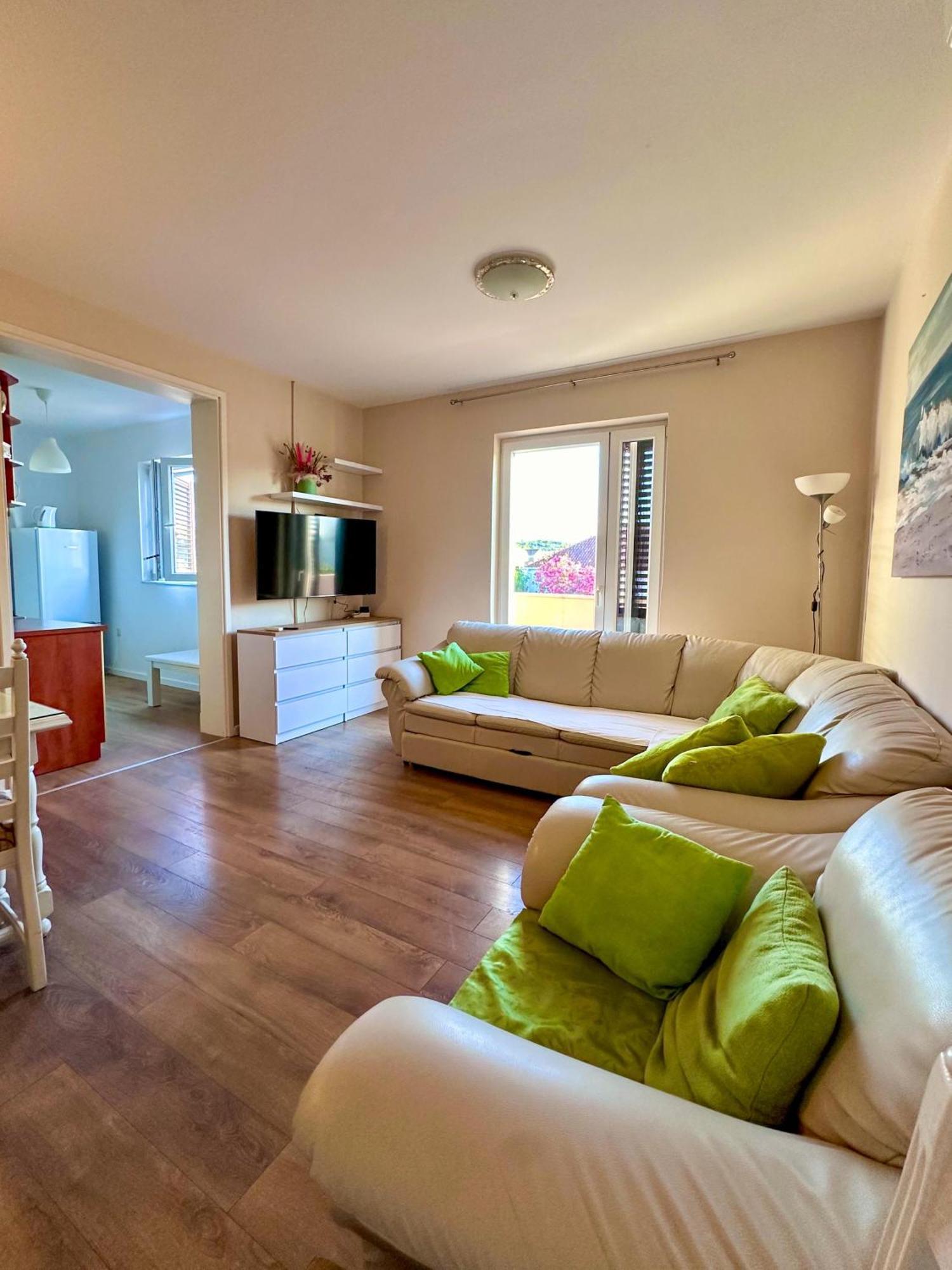 Apartment Ana ベティナ エクステリア 写真